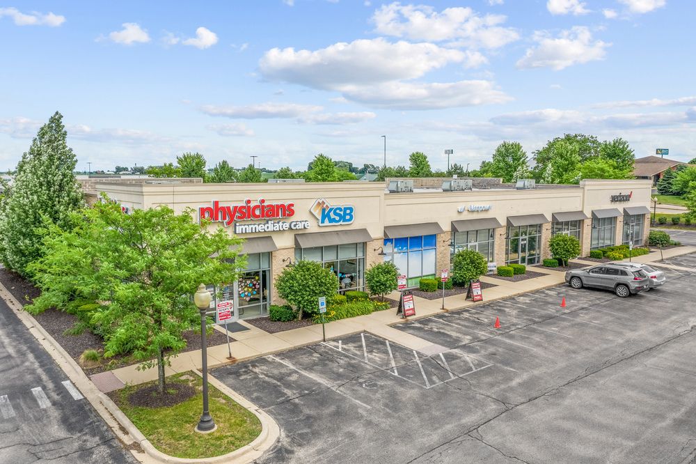 Rose Plaza: 1672-1684 South Galena Ave., Dixon, IL 61021